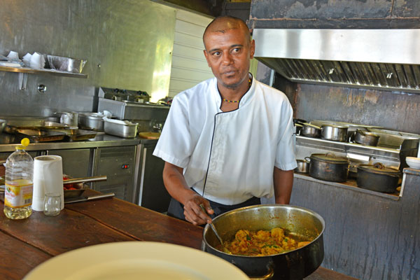 Le Souk Réunion - Nos plats à tajine en terre cuite, pour une cuisine  raffinée! 😋 #VousAllezAdorer! ✓ #LeSouk 🇲🇦