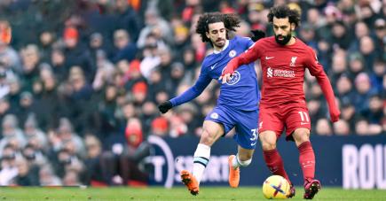 Chelsea de Marc Cucurella (à g.) a fait match nul lors de ses 6 derniers matchs, toutes compétitions confondues, contre Liverpool de Mohamed Salah (à dr.). 